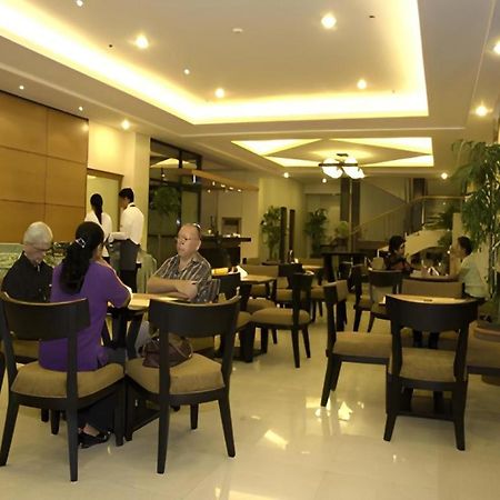 Hotel Ariana Bauang Exterior photo